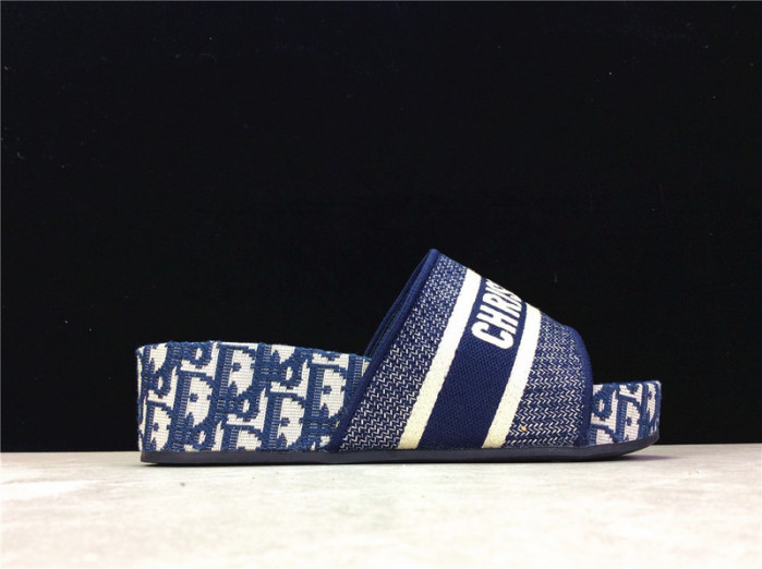 L&V SLIPPERS