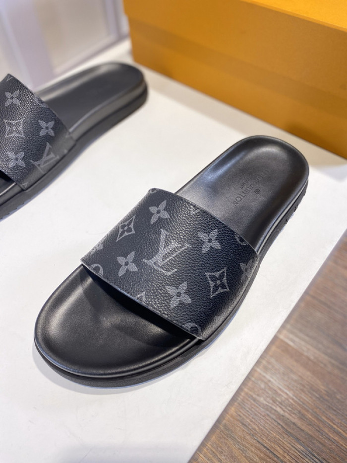 L&V SLIPPERS