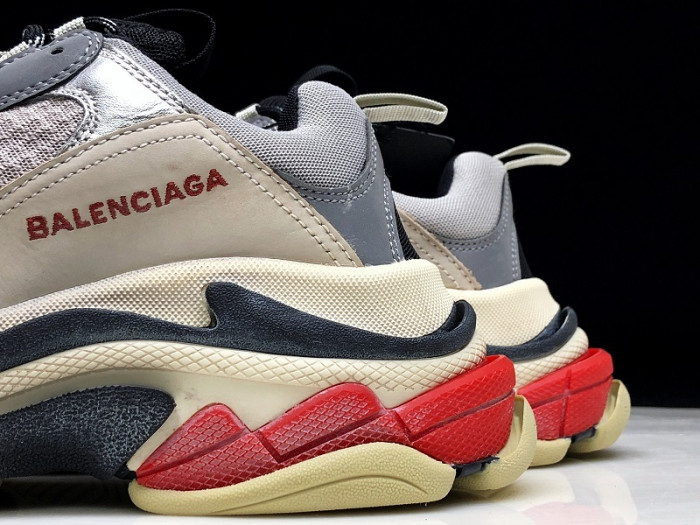 BLEN Triple S Silver Red (2018) 512175-W09O3-1081