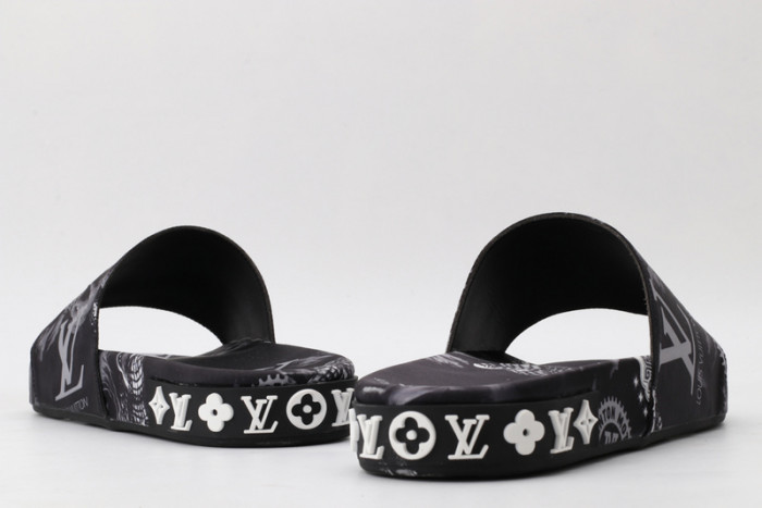 L&V SLIPPERS