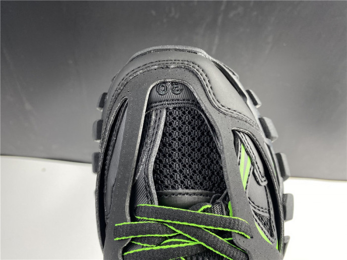 BLEN Track balck with green 542023W1GB191005
