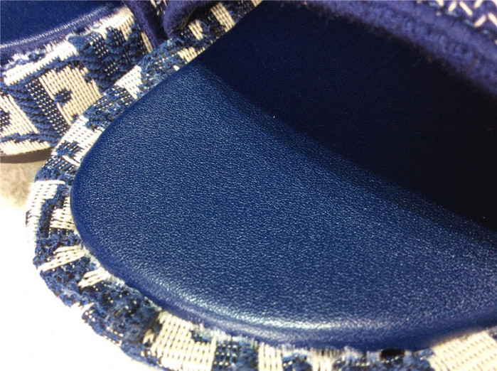 L&V SLIPPERS
