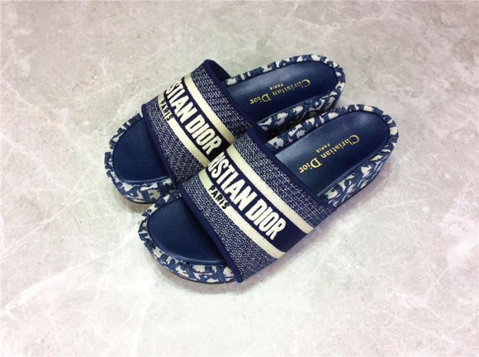 L&V SLIPPERS