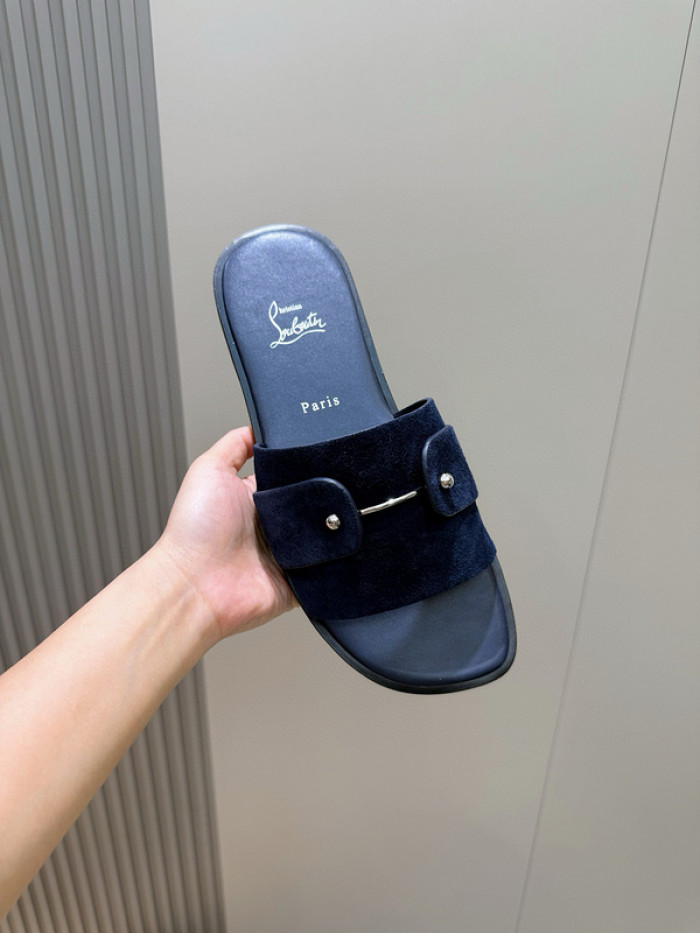CL SLIPPERS