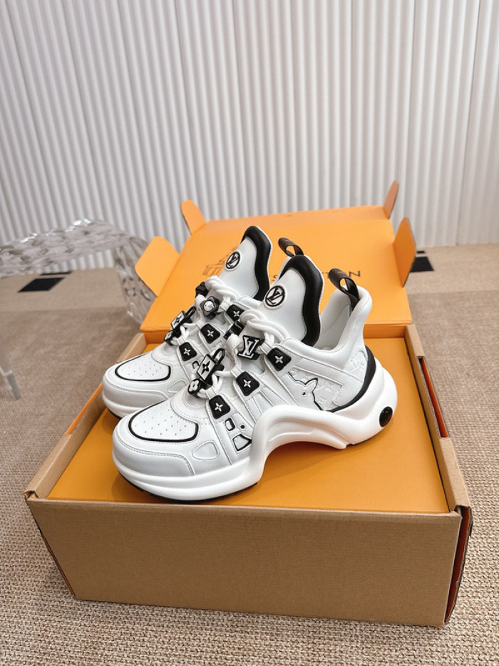 L&V SNEAKERS