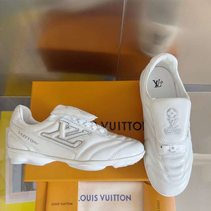 L&V SNEAKERS