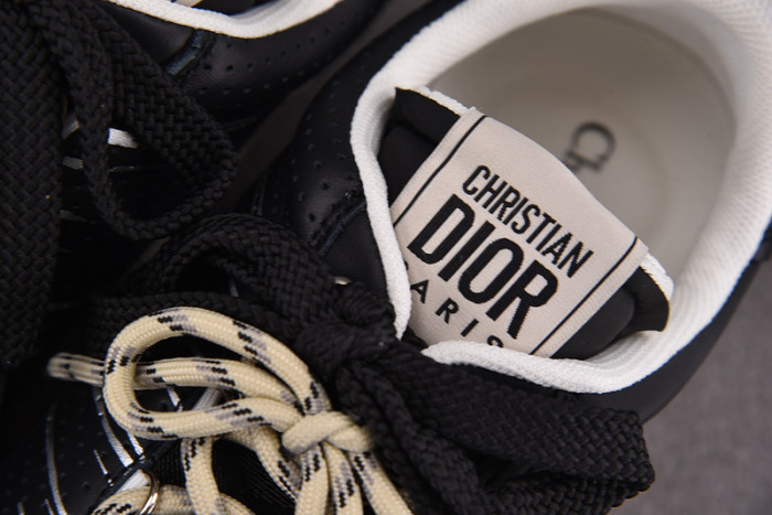 D designer sneaker