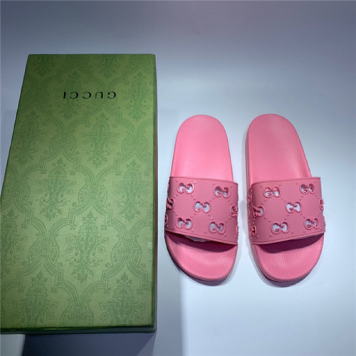 G DESIGNER SLIPPERS