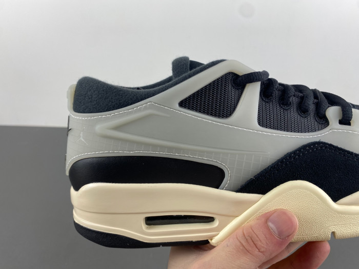 Air Jordan 4 RM “Black Cat” 4 RM FQ7939-006