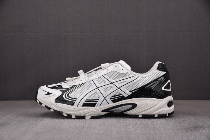 As*ic*ss shoes