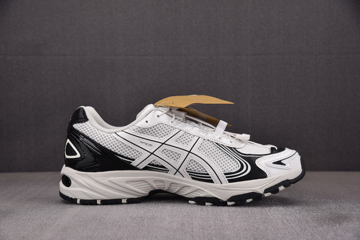As*ic*ss shoes