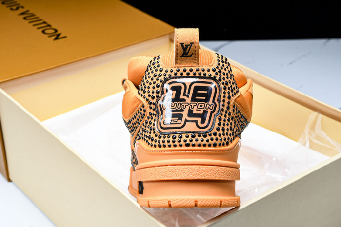 L&V SNEAKERS