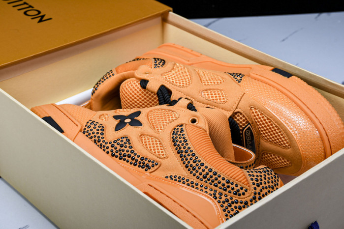 L&V SNEAKERS