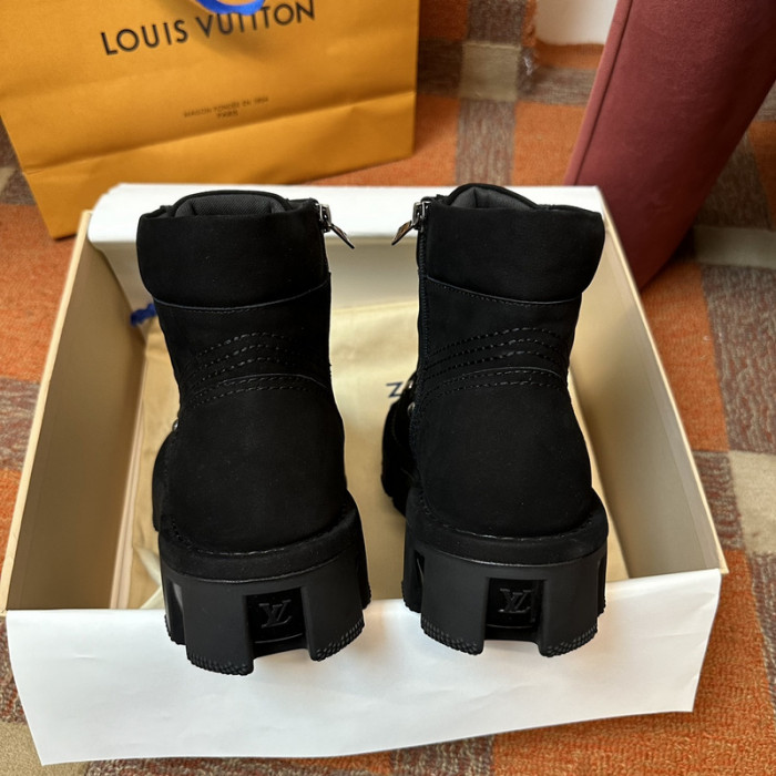 L&V SNEAKERS