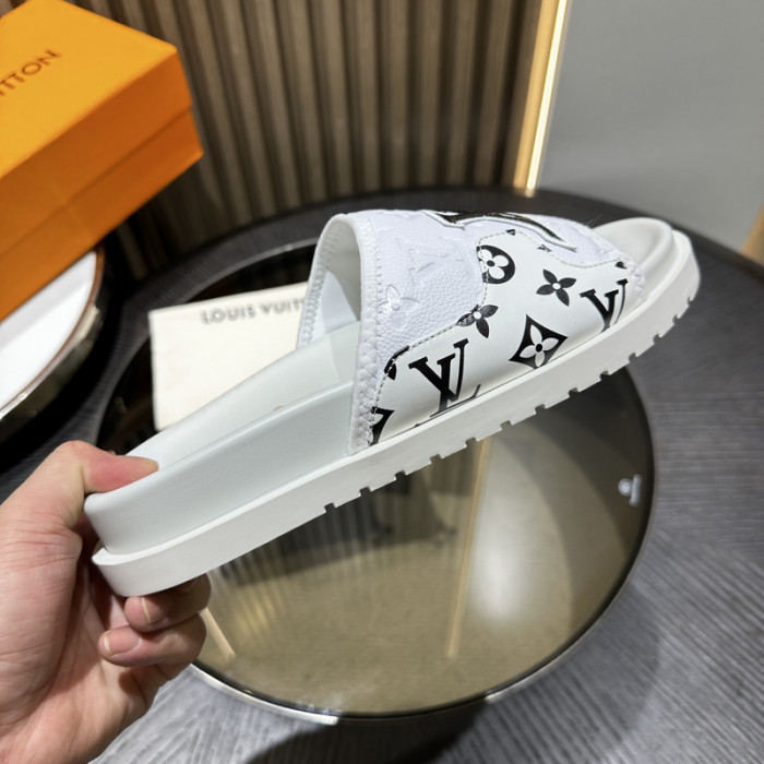 L&V SLIPPERS