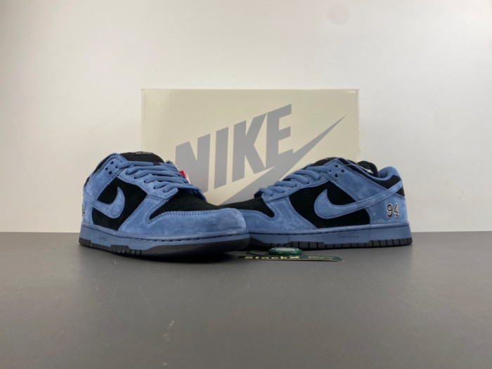 S x Nike SB Dunk Low 94 HQ8487-100