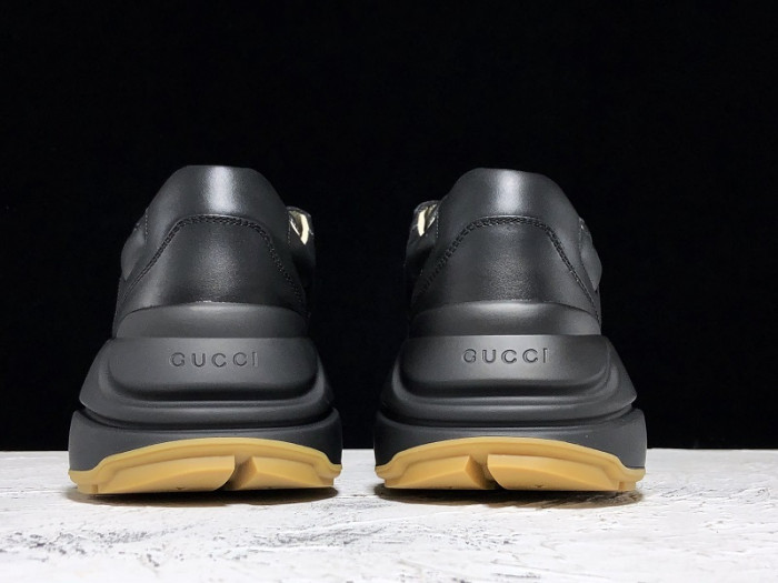 GUCC SNEAKER