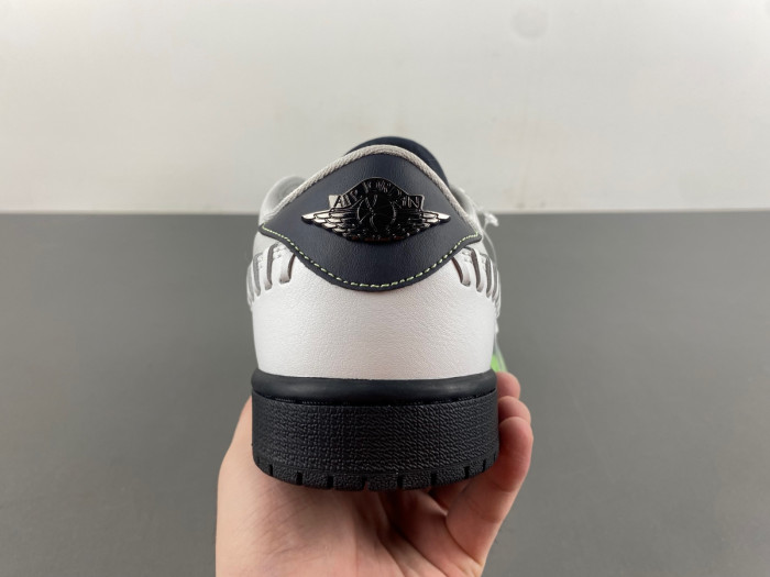Air Jordan 1 Low HM3689-001