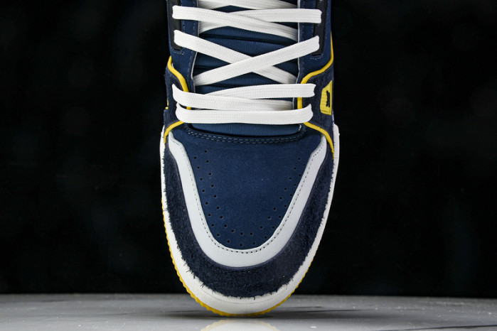 L&V SNEAKERS