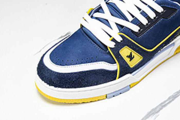 L&V SNEAKERS