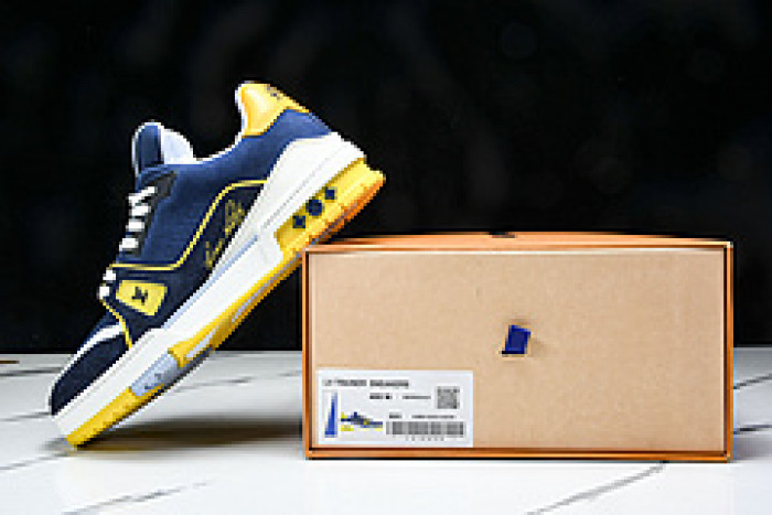 L&V SNEAKERS