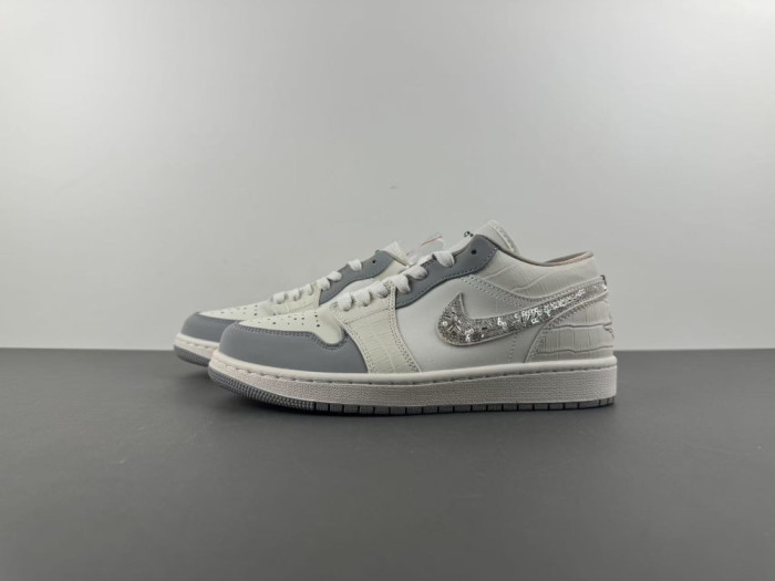 Air Jordan 1 Low IH7323-101