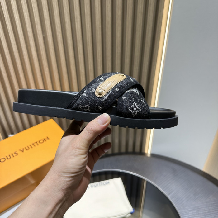 L&V SLIPPERS