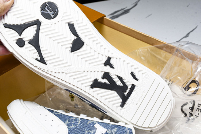L&V SNEAKERS