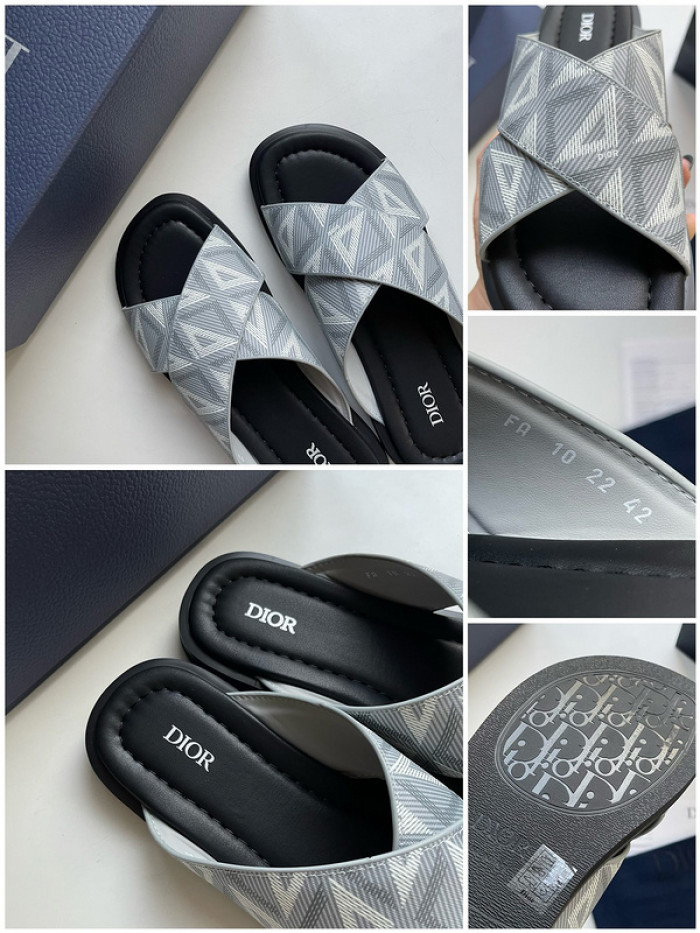 DO DESIGNER SLIPPERS