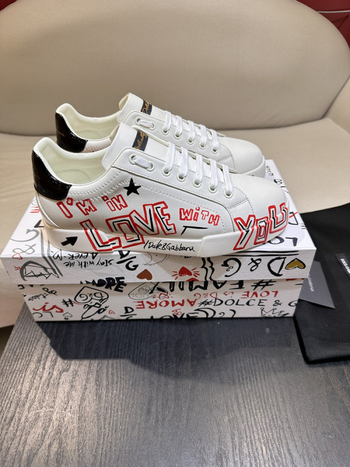 DG sneaker