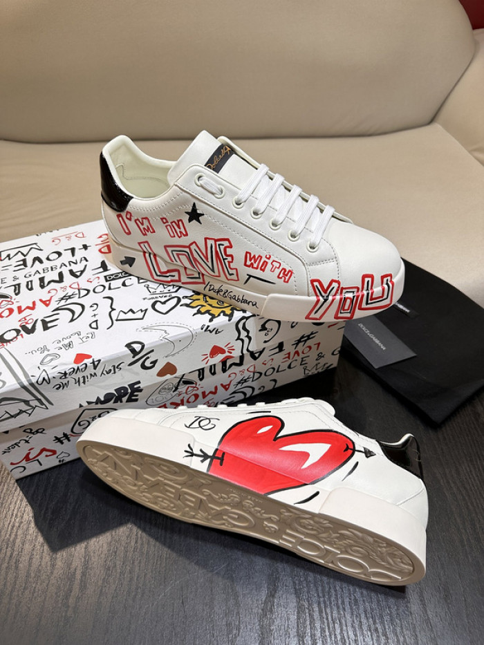 DG sneaker