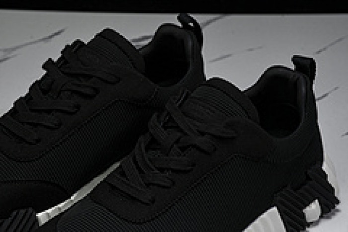 HER_MERS SNEAKER