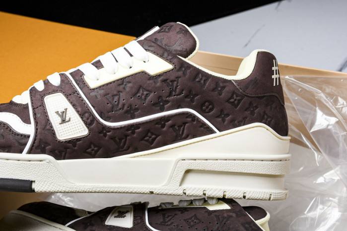 L&V SNEAKERS