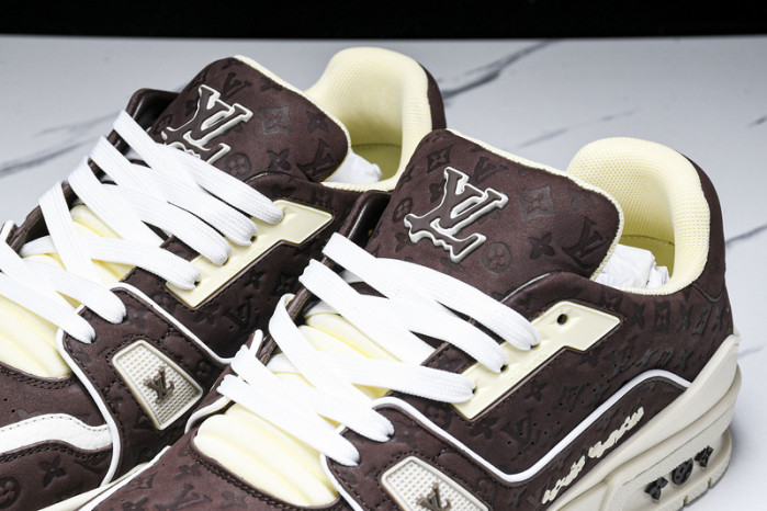 L&V SNEAKERS