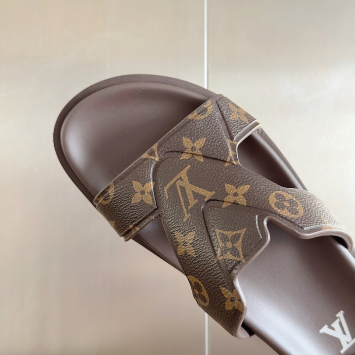 L&V SLIPPERS