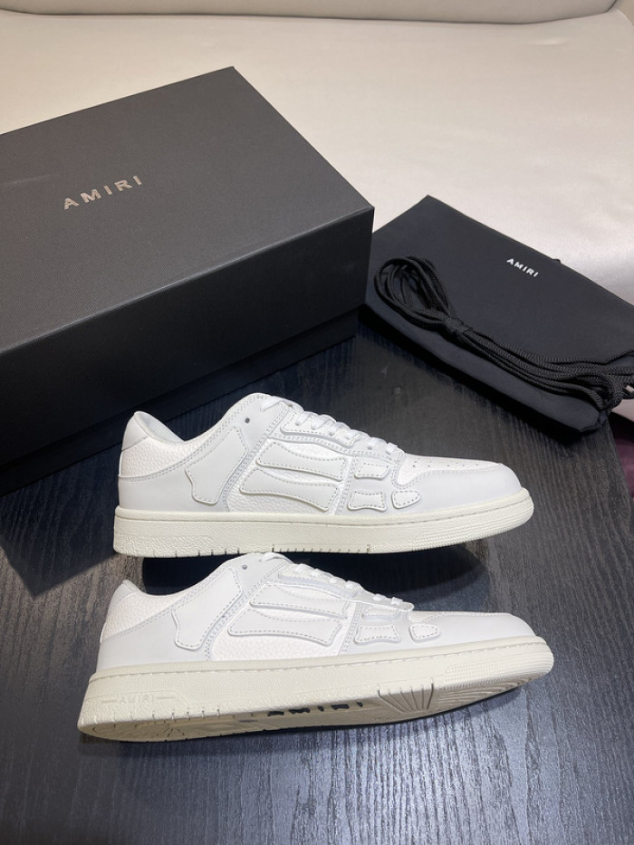 AM1R1 SNEAKERS