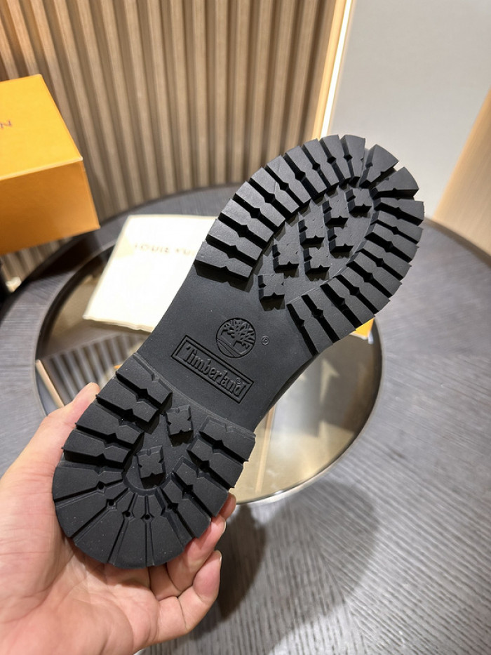 L&V SNEAKERS