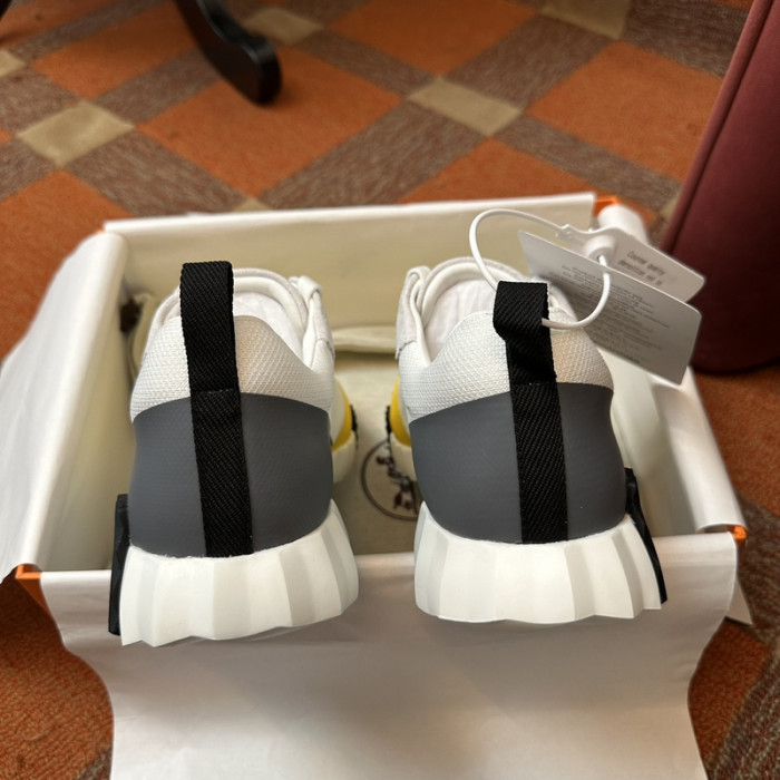 HER_MERS SNEAKER