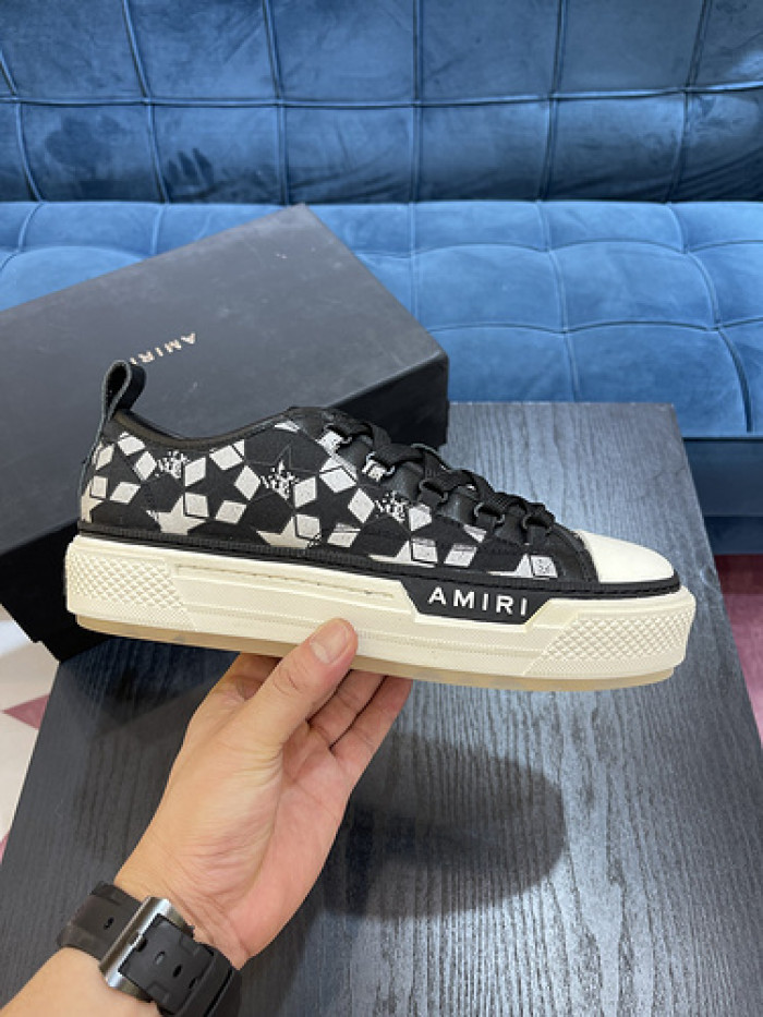 AM1R1 SNEAKERS