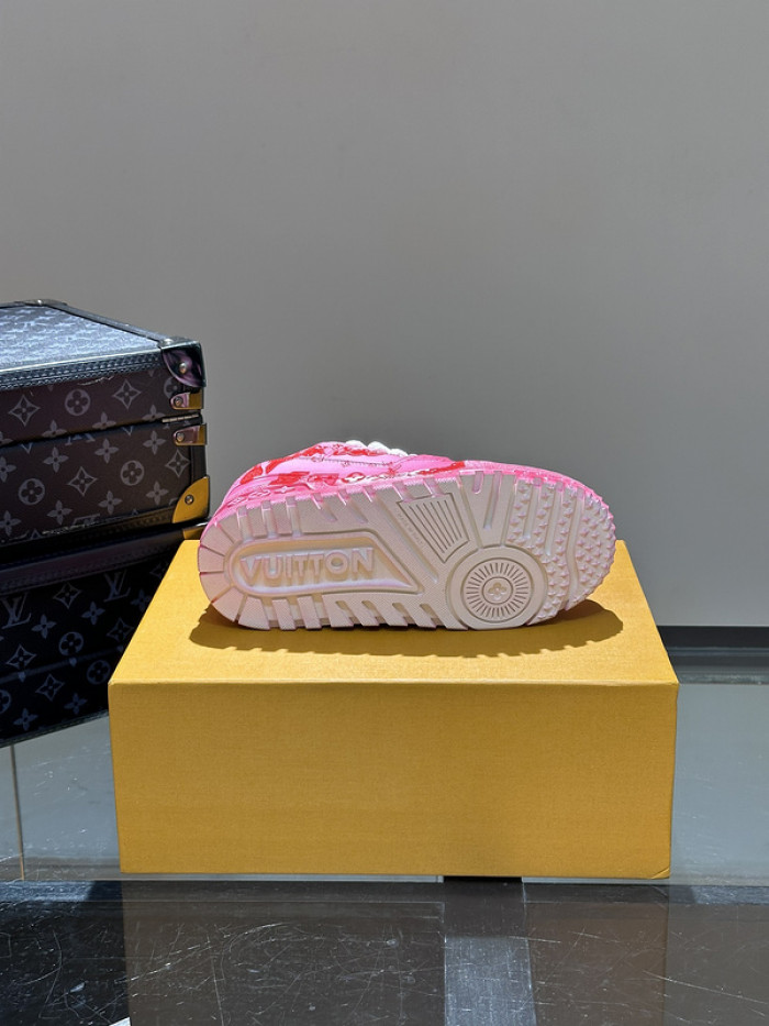 L&V SNEAKERS