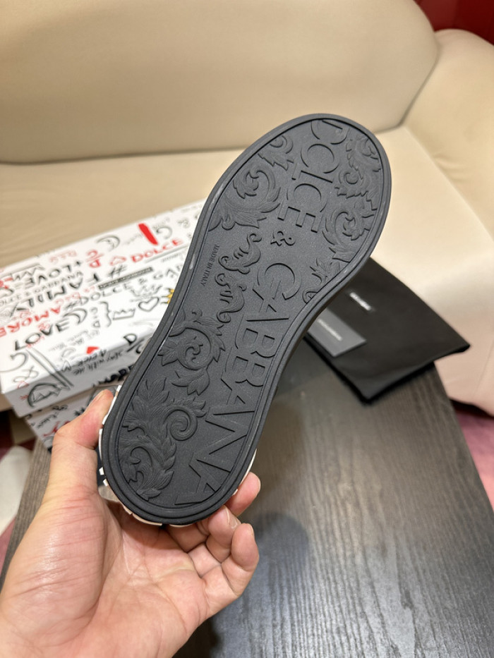 DG sneaker