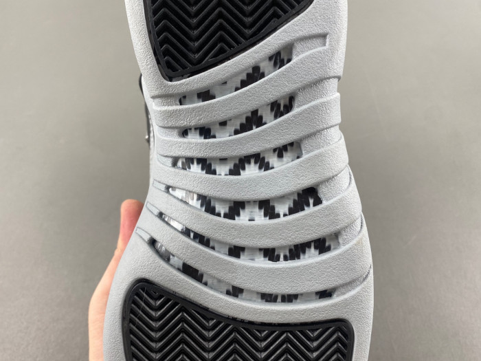 AIR JORDAN 12 “BLACK/WOLF GREY” RELEASES SEPTEMBER CT8013-010