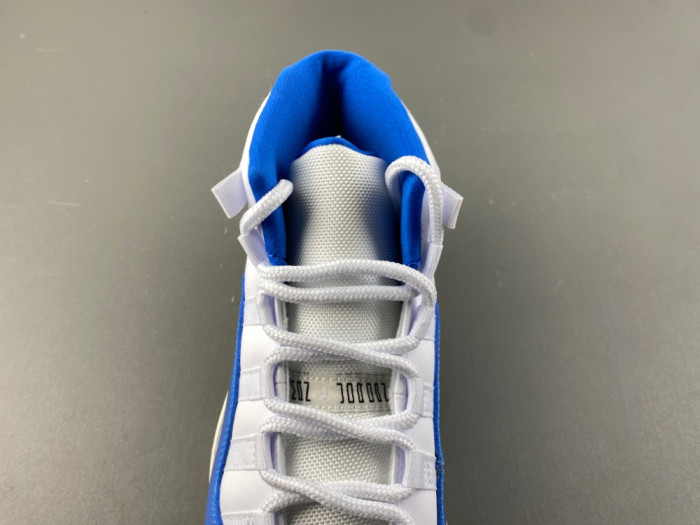 Air Jordan 11 IO8959-133