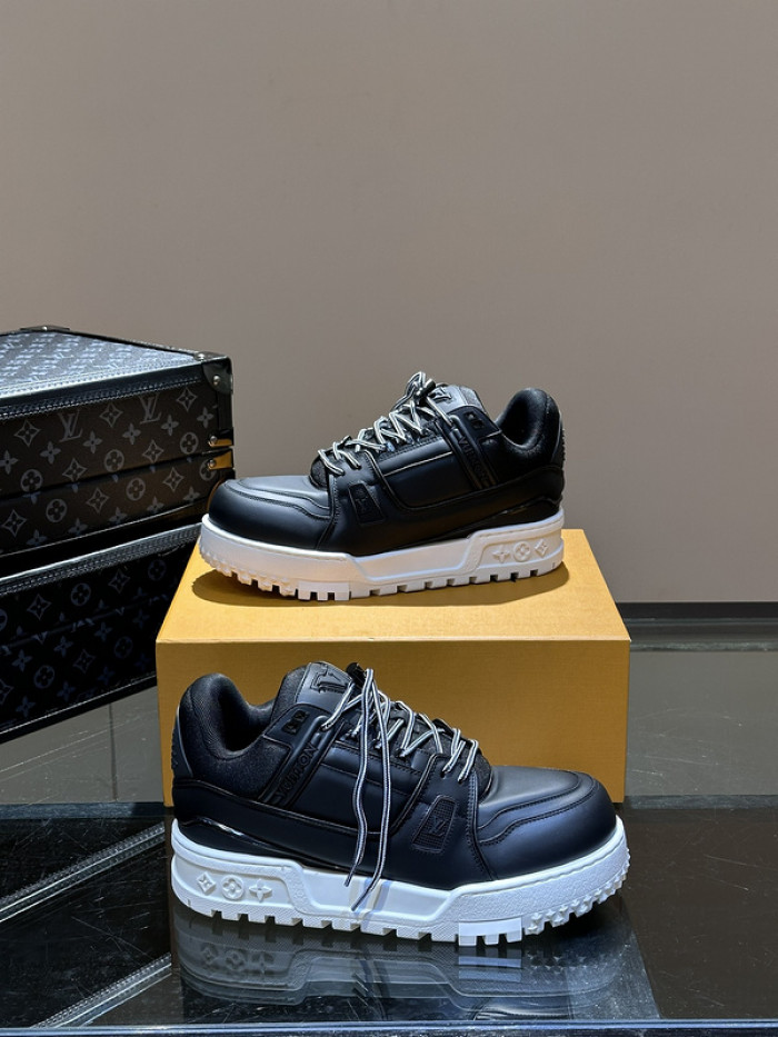 L&V SNEAKERS