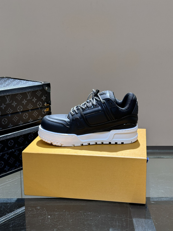L&V SNEAKERS