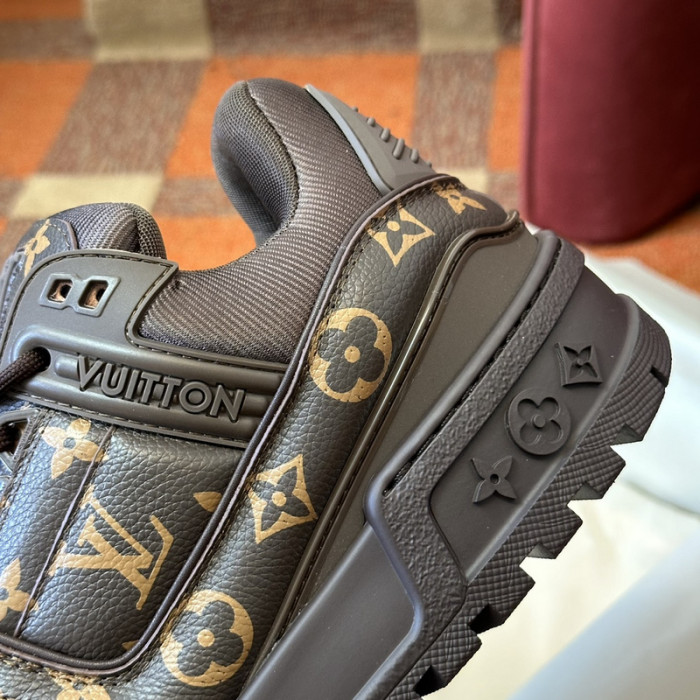 L&V SNEAKERS