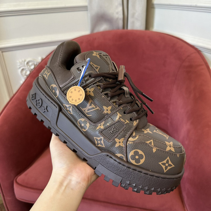 L&V SNEAKERS