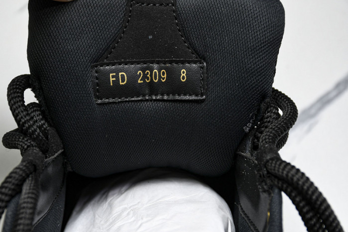 L&V SNEAKERS