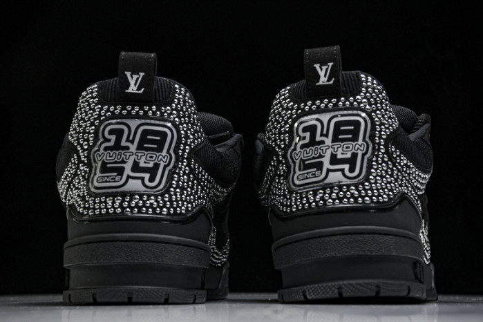 L&V SNEAKERS