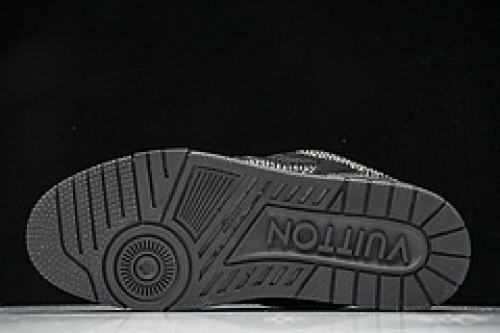 L&V SNEAKERS